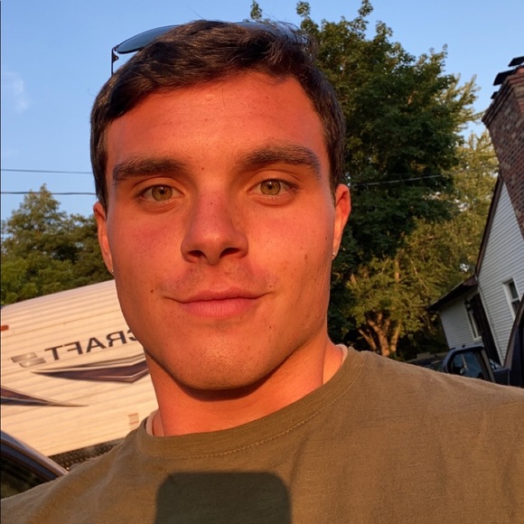 Meet your Posher, Jonathan - Picture 1 of 1